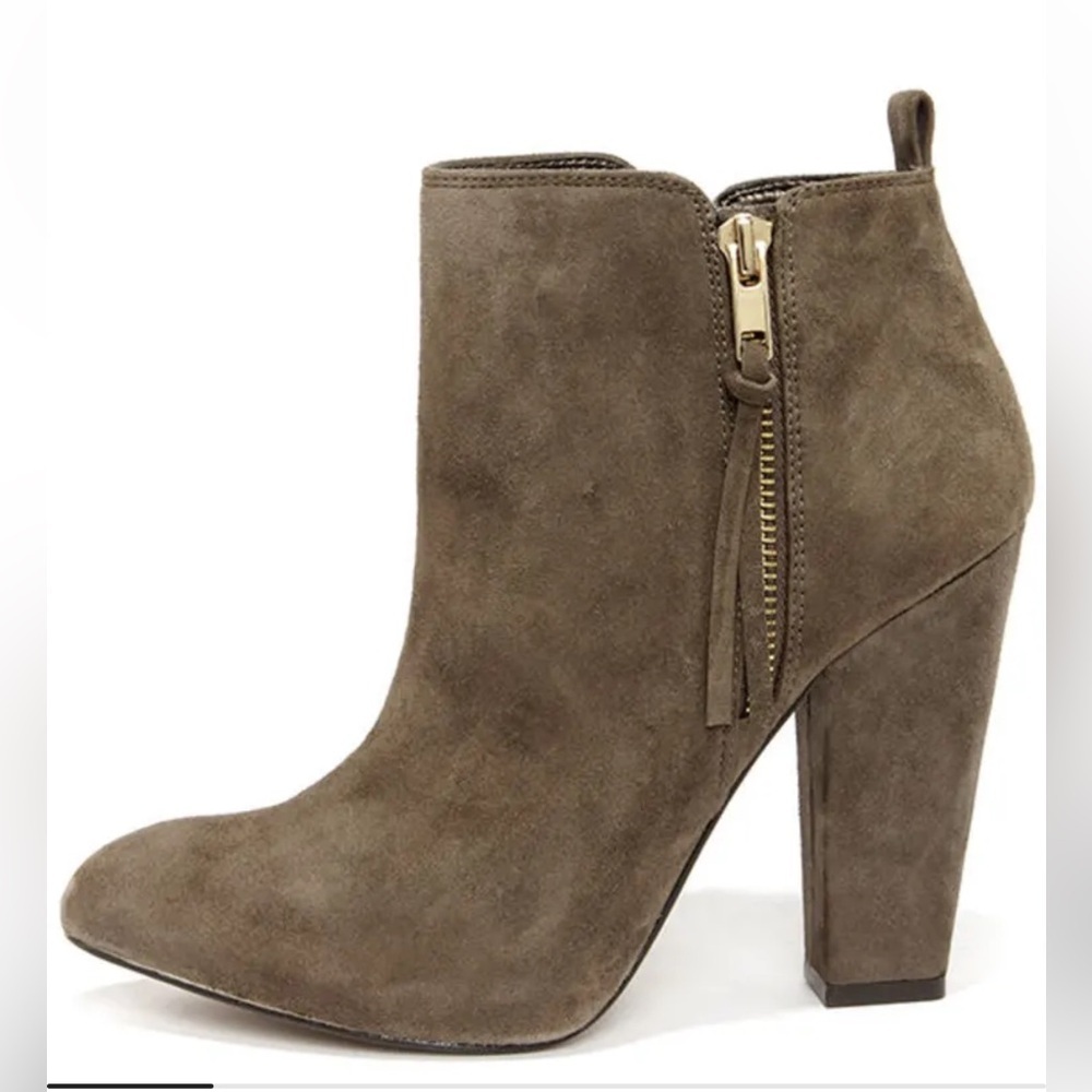 Steve Madden Jannyce Taupe Suede Leather Ankle Boots